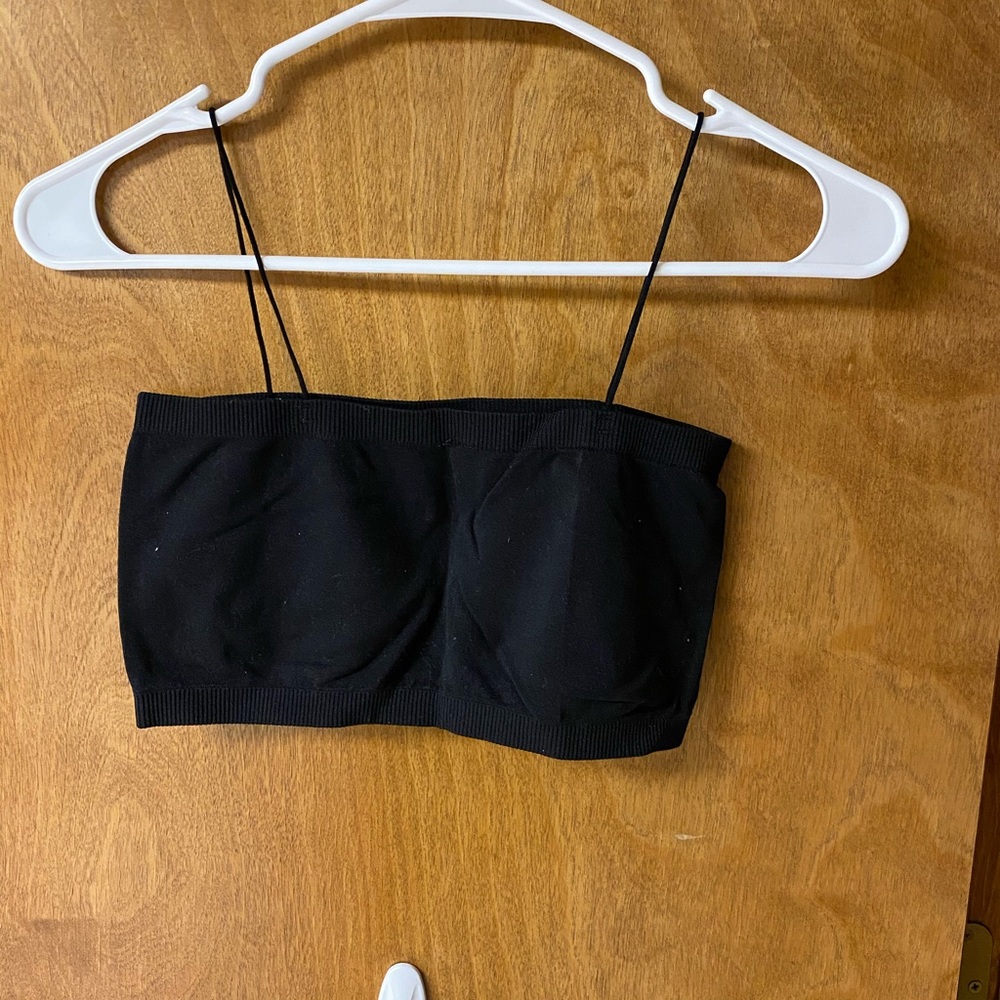 black short crop top tank